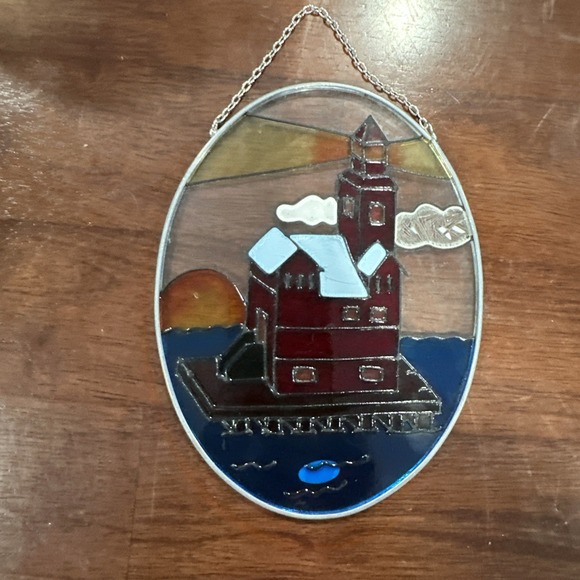 Hand painted Suncatcher Light‎ House red  7" - Picture 1 of 5